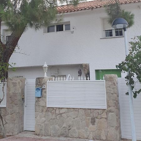 Hotel Casa Pinares Mostoles Exteriér fotografie