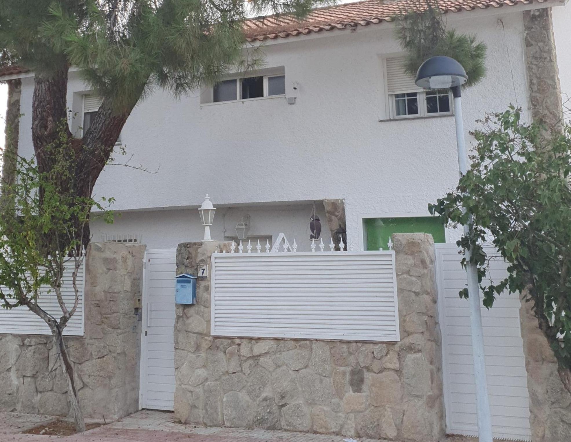 Hotel Casa Pinares Mostoles Exteriér fotografie